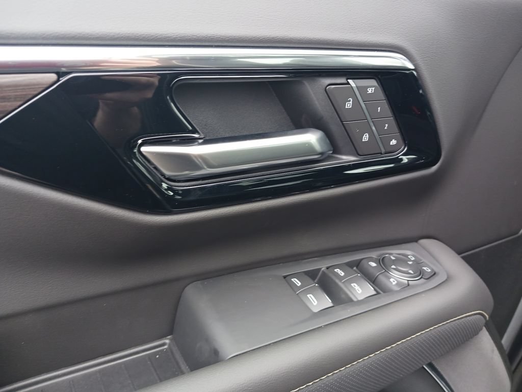 New 2026 Sterling Gray Metallic Chevrolet Premier image 29
