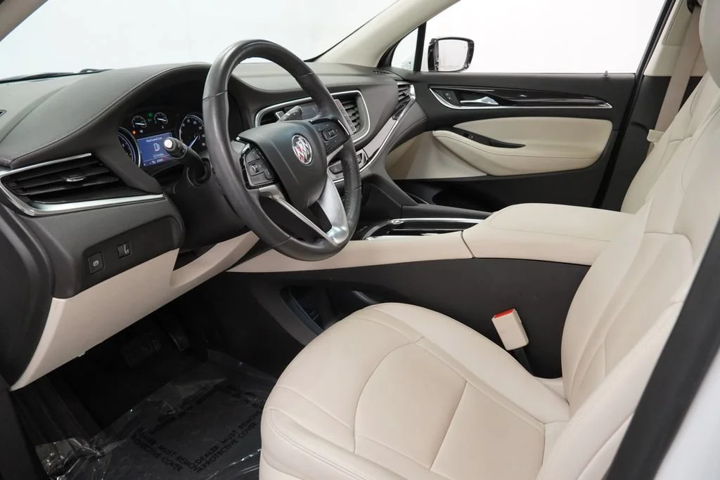 Used 2023 Summit White Buick Essence image 12
