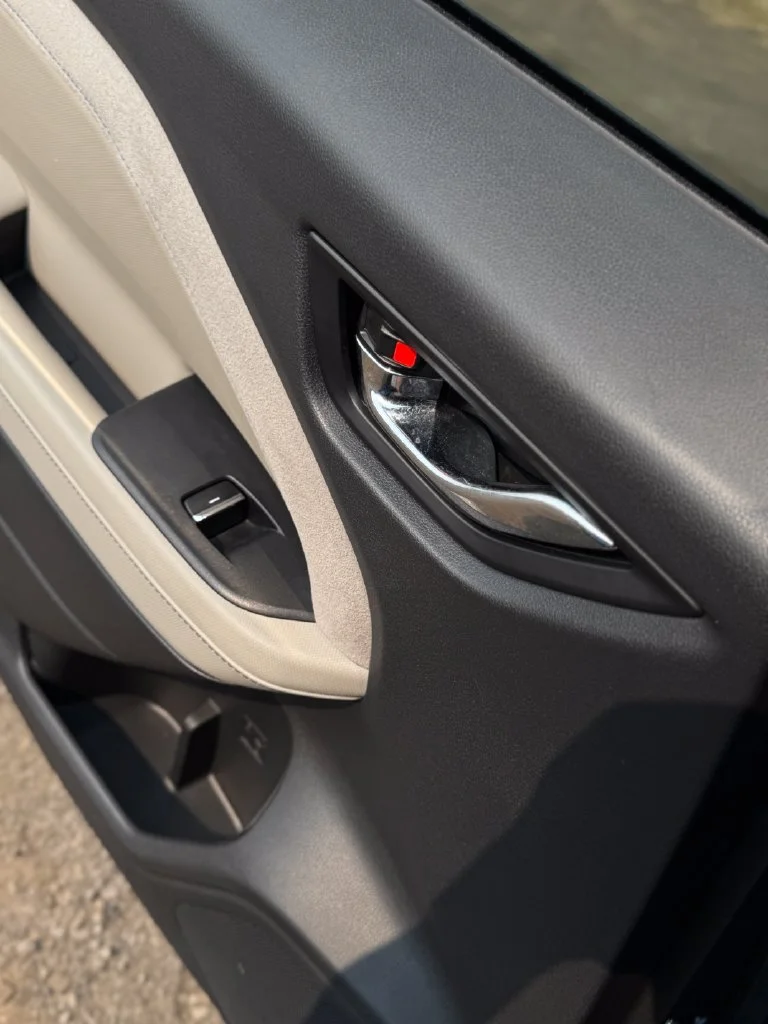 Used 2025 Blue Subaru Limited image 39