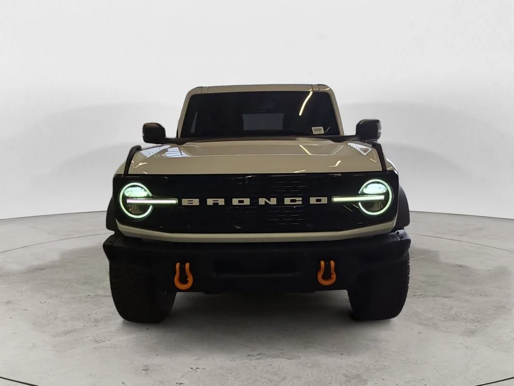 Used 2024 White Ford Wildtrak image 2