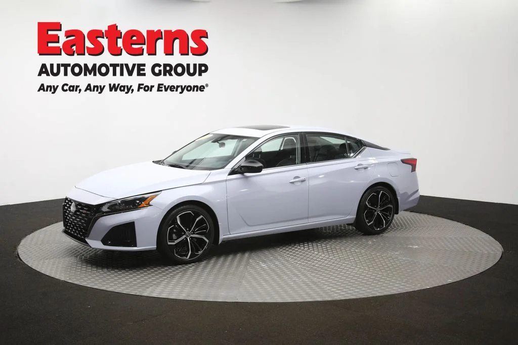 Used 2023 Gray Nissan 2.5 SR image 58
