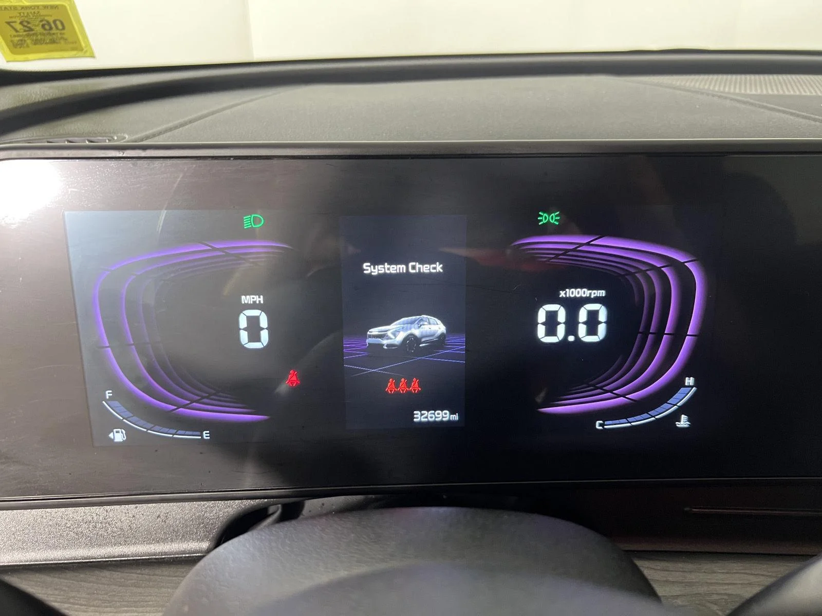 Used 2025 Glacial White Pearl Kia X-Line image 23