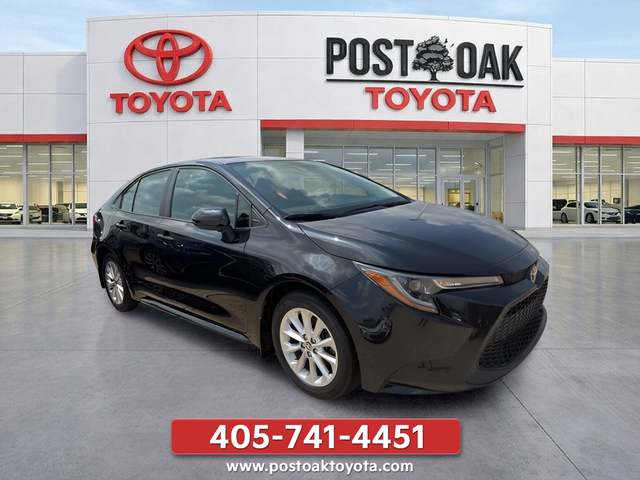 Used 2024 Red Toyota XLE image 3