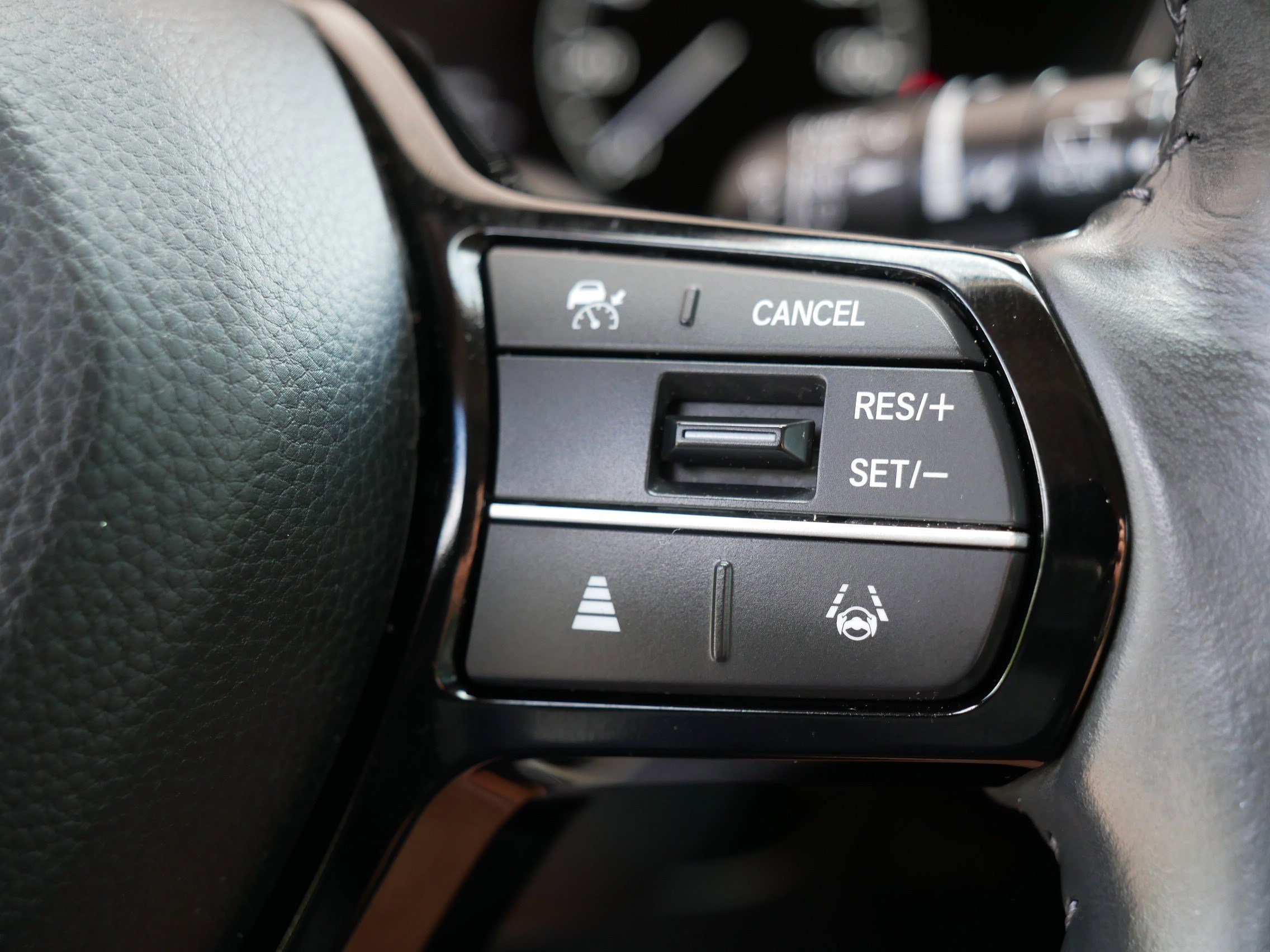 Used 2023 Meteorite Gray Metallic Honda EX-L image 29