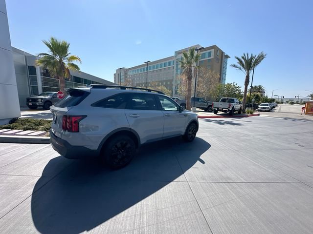 Certified Used 2023 Wolf Gray Kia X-Line S image 7