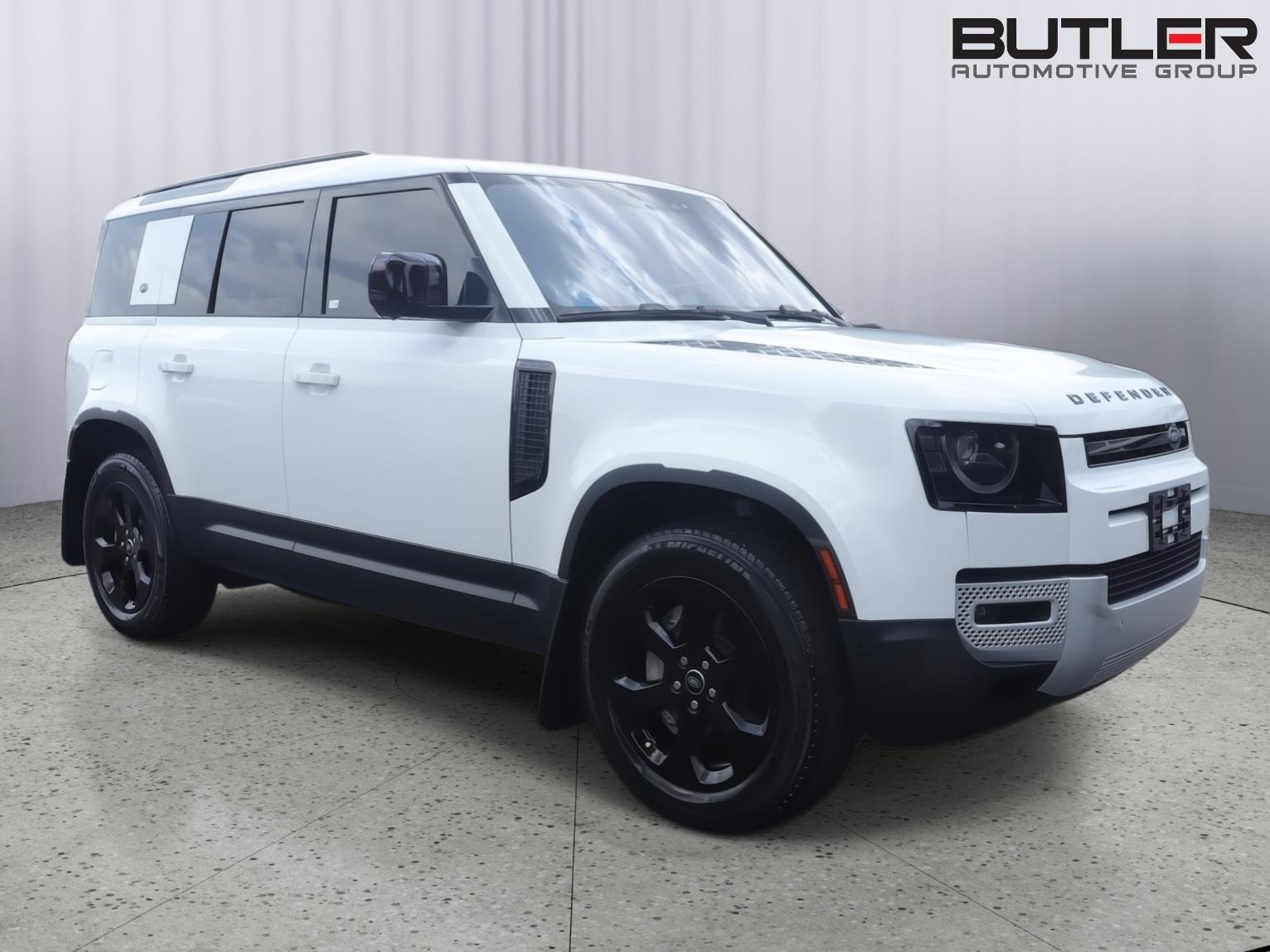 Used 2020 Fuji White Land Rover HSE image 9