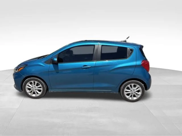 Used 2020 Blue Chevrolet 1LT image 6