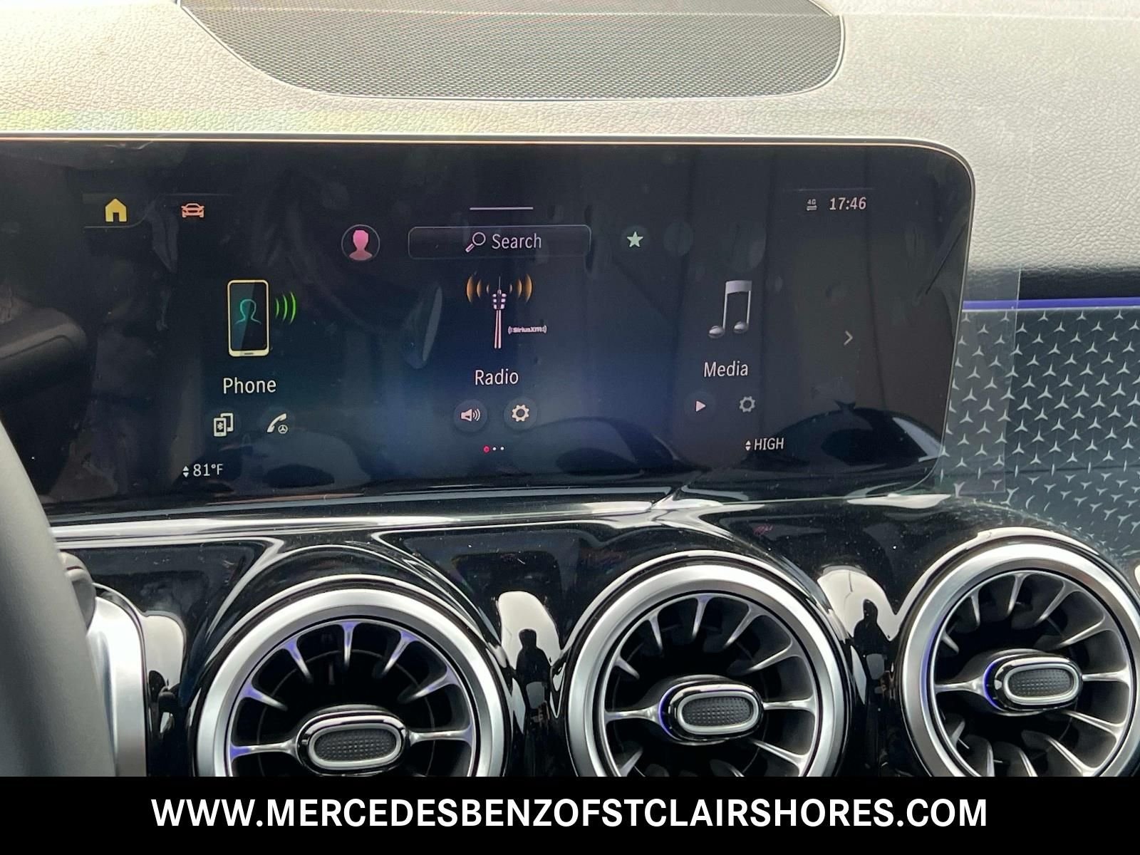 New 2026 Starling Blue Metallic Mercedes-Benz GLB 250 image 21