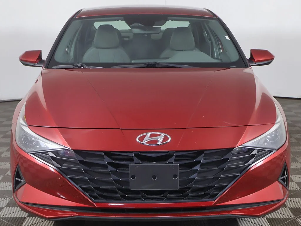 Used 2023 Red Hyundai SEL image 10