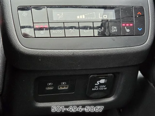 Used 2023 Black Nissan Platinum image 13