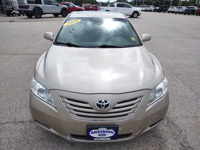 Used 2009  Toyota  image 9