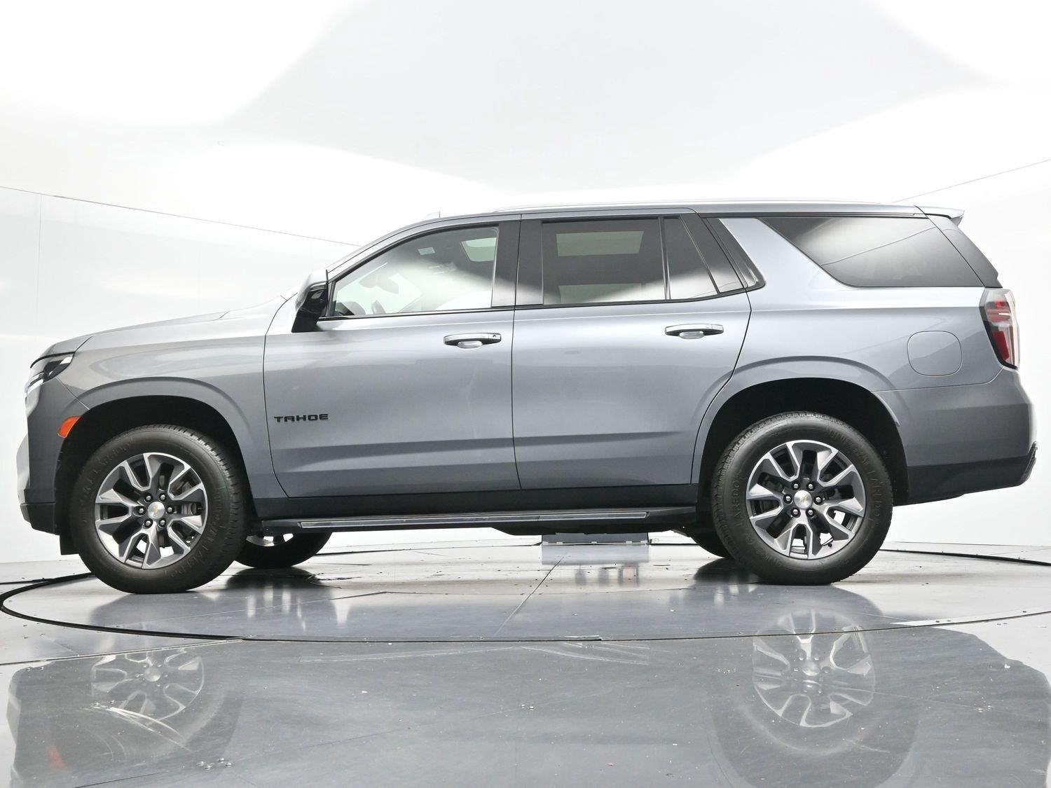 Used 2021 Satin Steel Metallic Chevrolet LT image 49