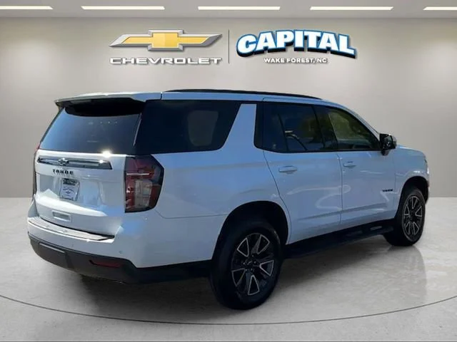 Used 2023 Summit White Chevrolet Z71 image 5