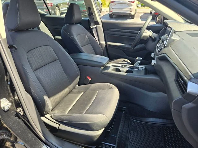 Used 2025 Black Nissan 2.5 SV image 20