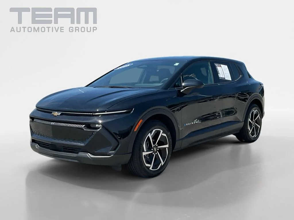 Used 2025 Black Chevrolet LT image 3