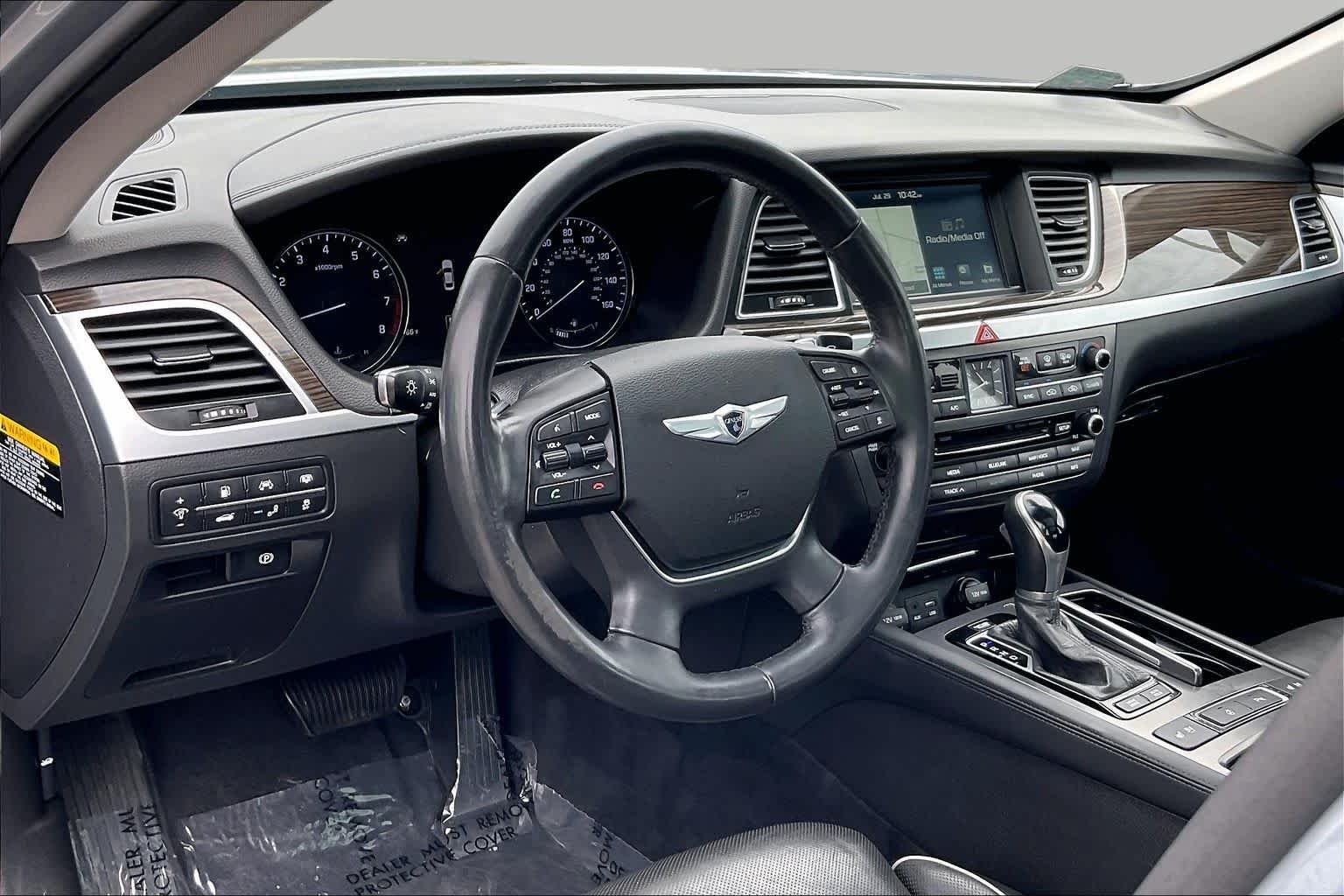 Used 2015 Parisian Gray Hyundai 3.8L image 17