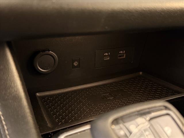 Used 2023 Super Black Nissan SL image 22