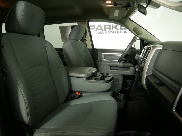 Used 2018 Black Clearcoat Ram Crew Cab SLT image 15