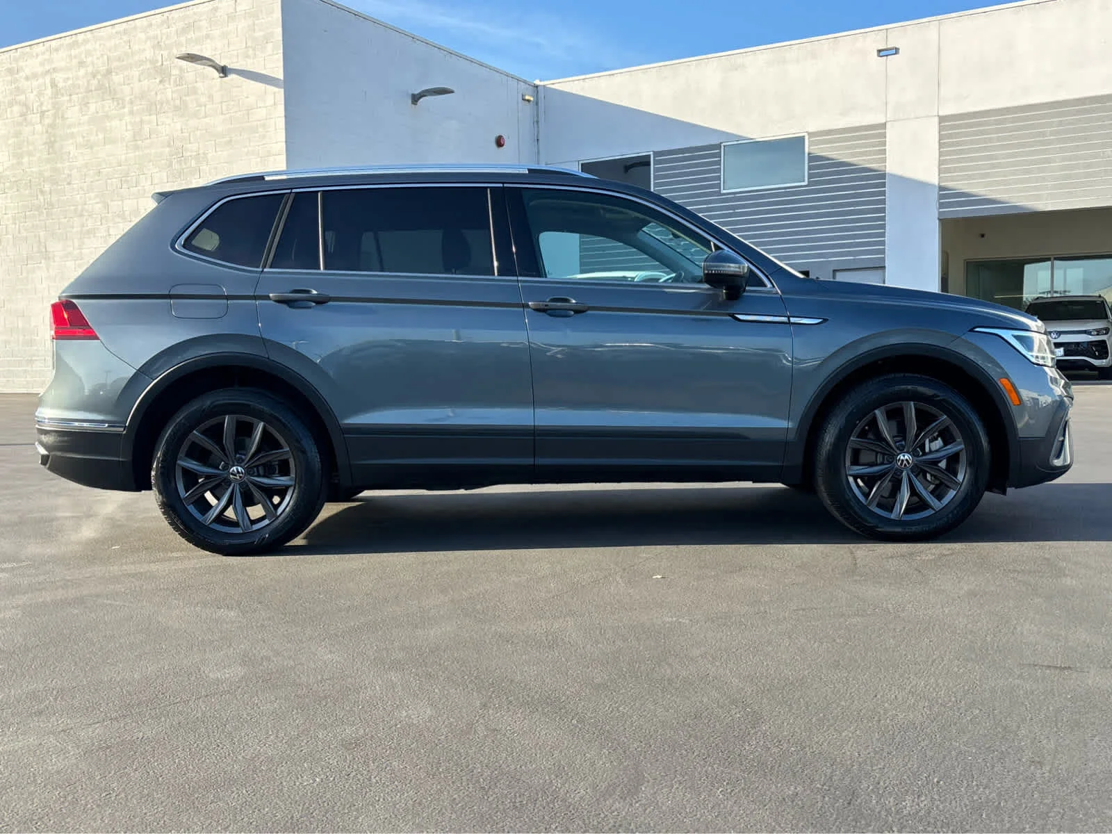 Certified Used 2023 Platinum Gray Metallic Volkswagen SE image 2