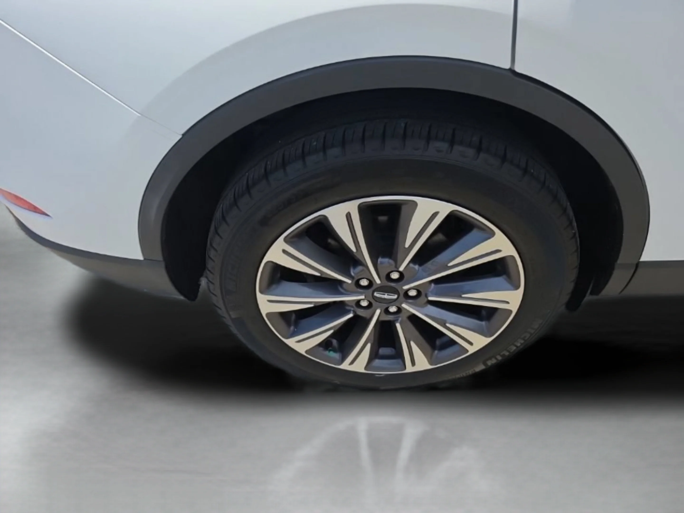 Used 2020 White Lincoln Reserve image 33