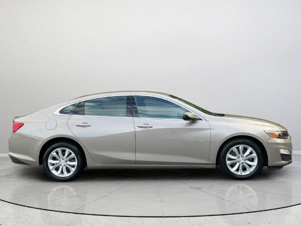 2024 Chevrolet Malibu 1LT - Photo 9