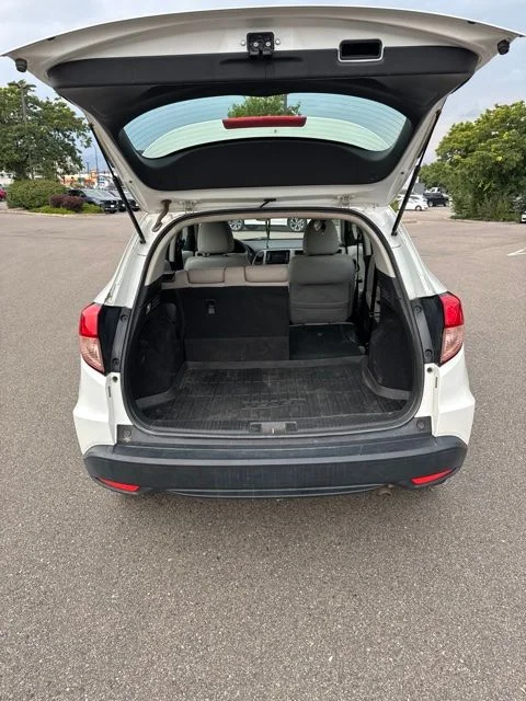 Used 2016 White Honda LX image 5