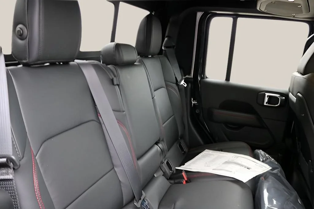 New 2026 Black Clear-Coat Exterior Paint Jeep Rubicon X image 35