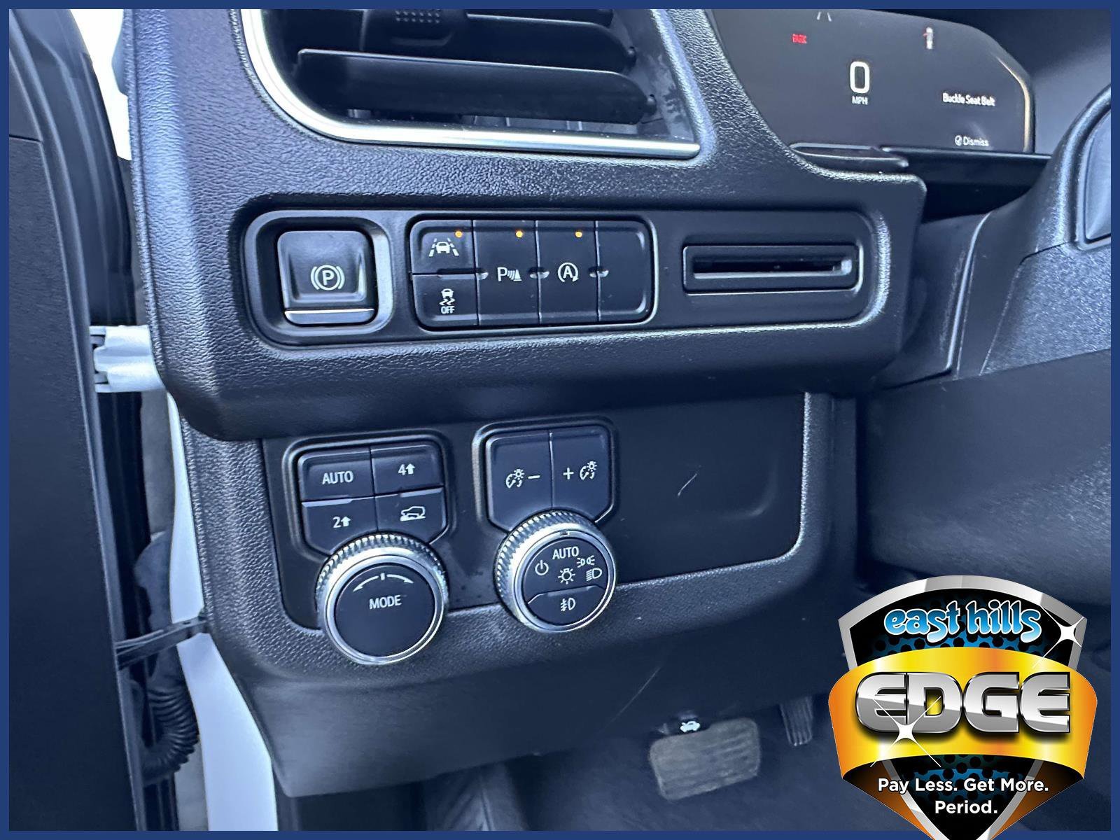 2024 GMC Yukon SLT - Photo 23