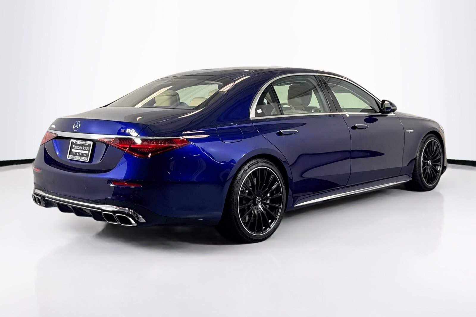 New 2026 MANUFAKTUR Signature Mystic Blue Metallic Mercedes-Benz AMG® S 63 E image 5