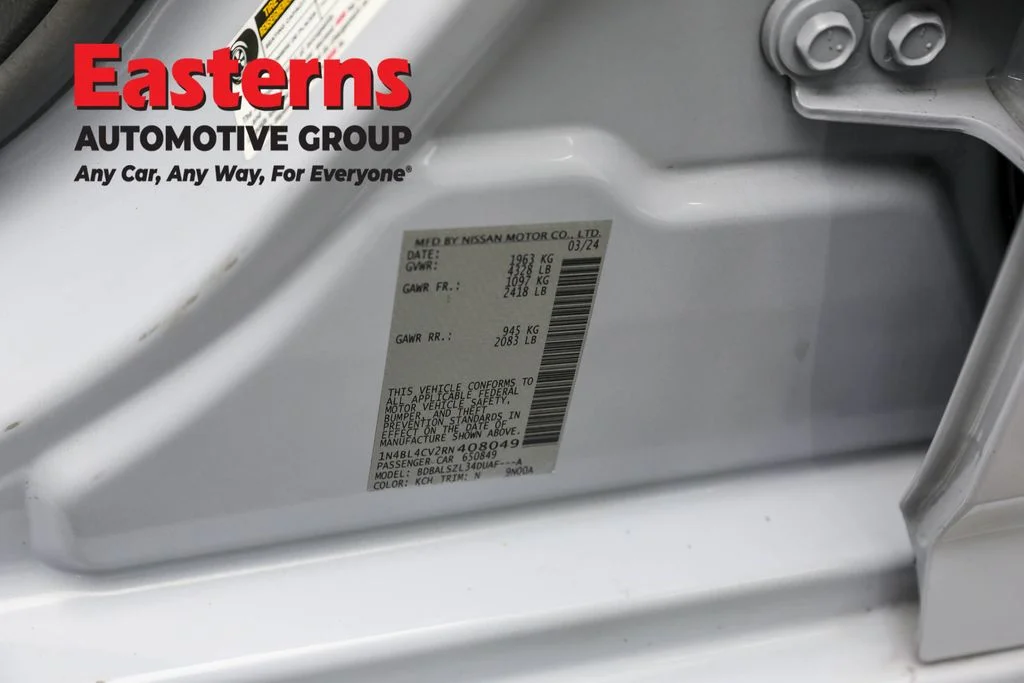 Used 2024 Gray Nissan 2.5 SR image 32