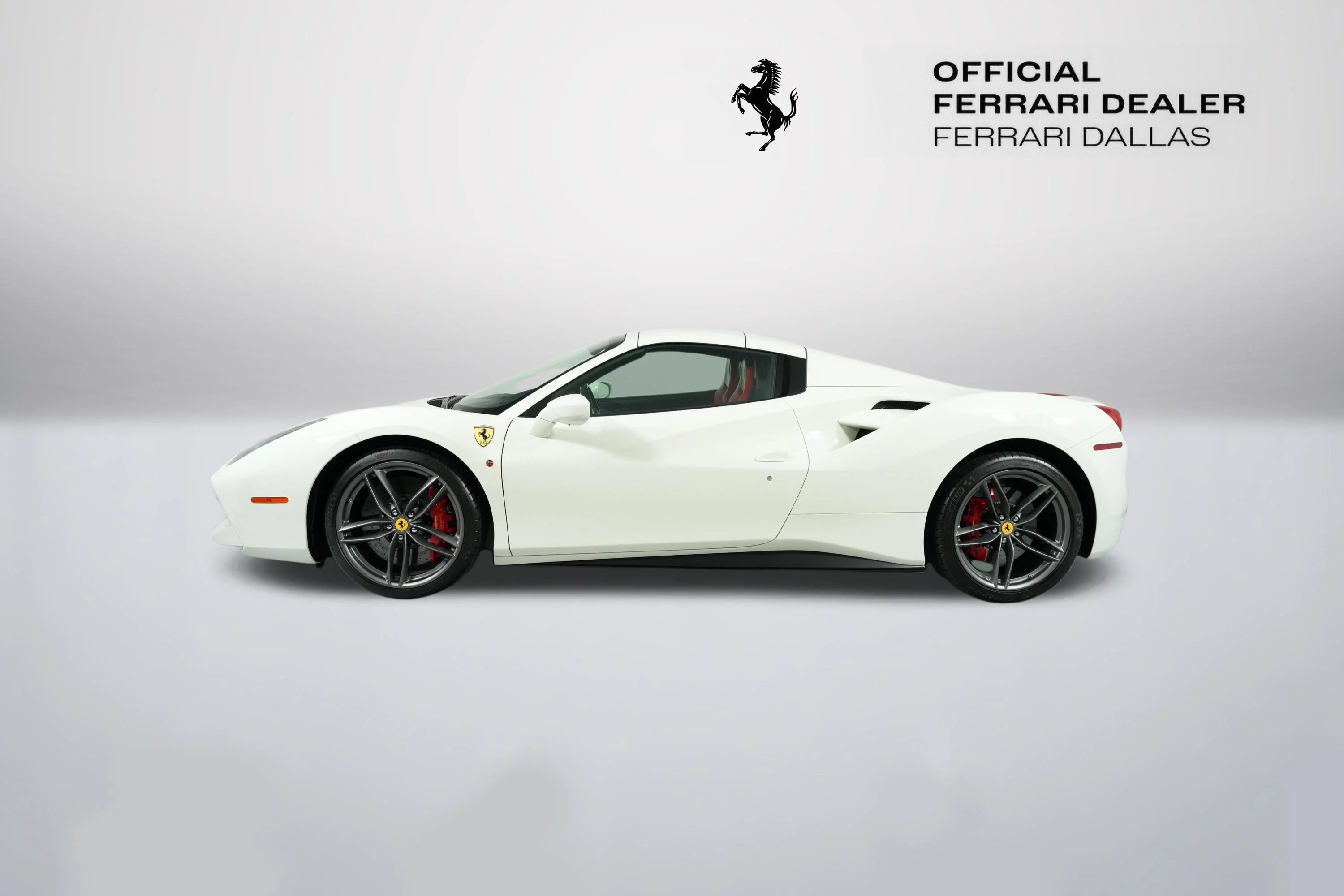2017 Ferrari 488 GTB Base - Photo 8