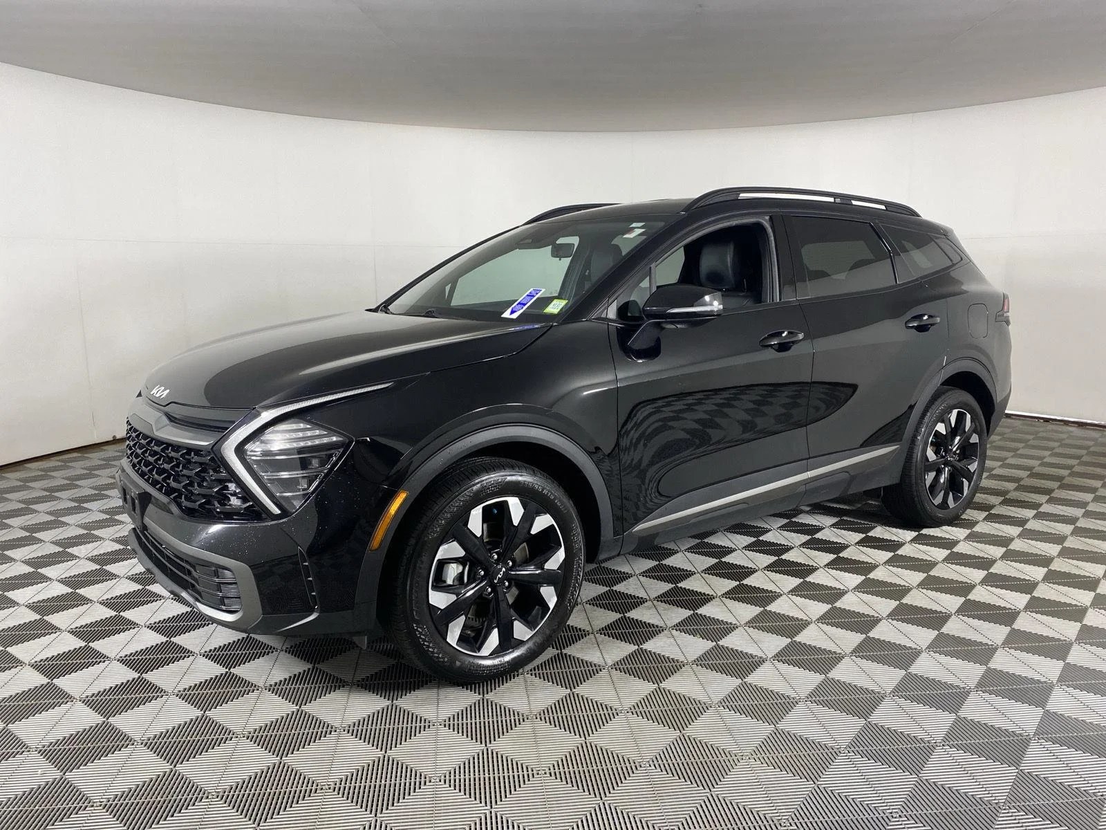 Used 2024 Ebony Black Kia X-Line image 3