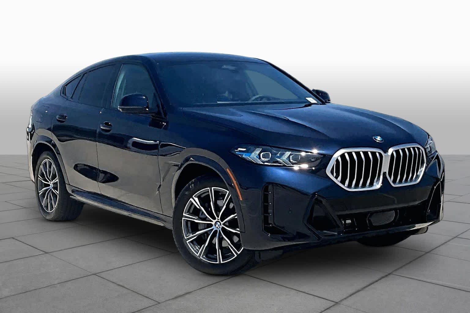 Used 2026 Carbon Black Metallic BMW xDrive40i image 2