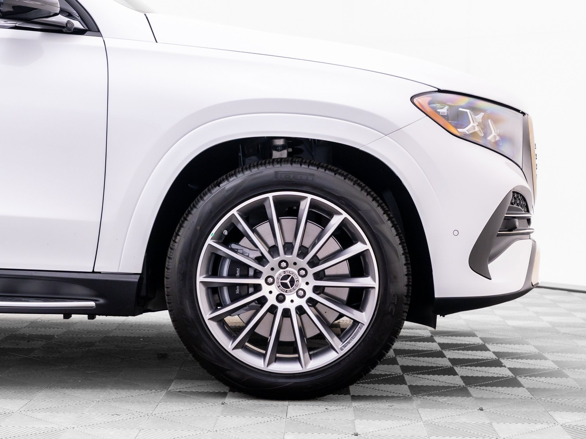 New 2027 White Mercedes-Benz GLE 450 image 80