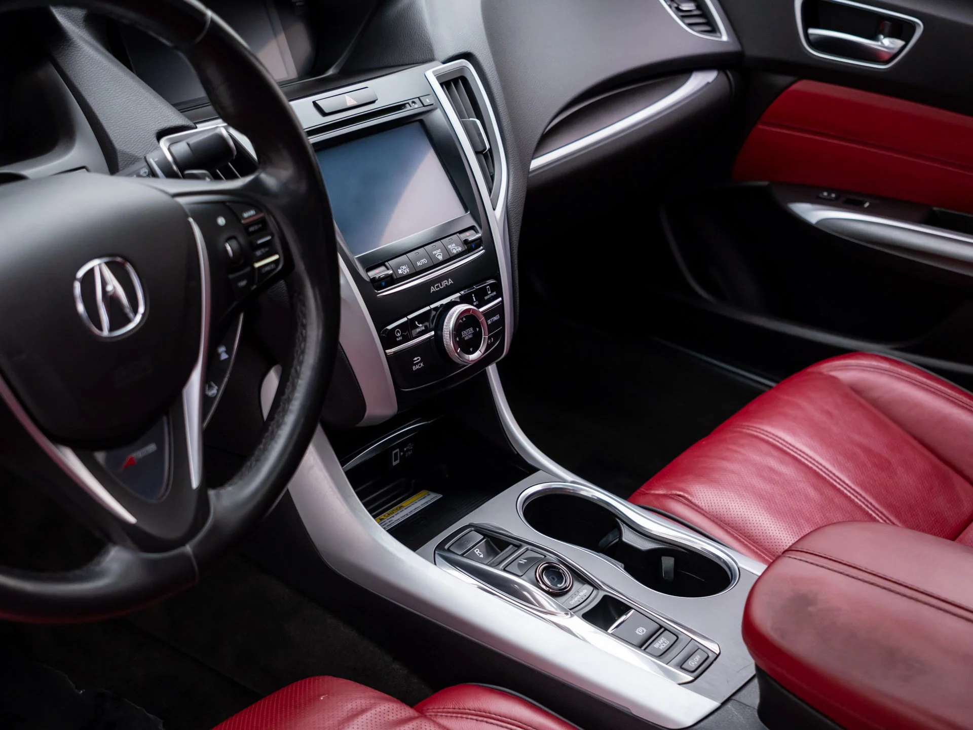 Used 2019  Acura 3.5L Technology Pkg w/A-Spec Pkg image 11