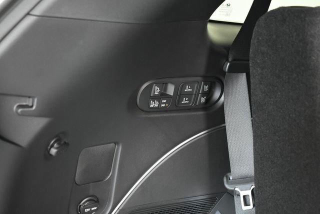 New 2026 White Hyundai Calligraphy AWD image 31