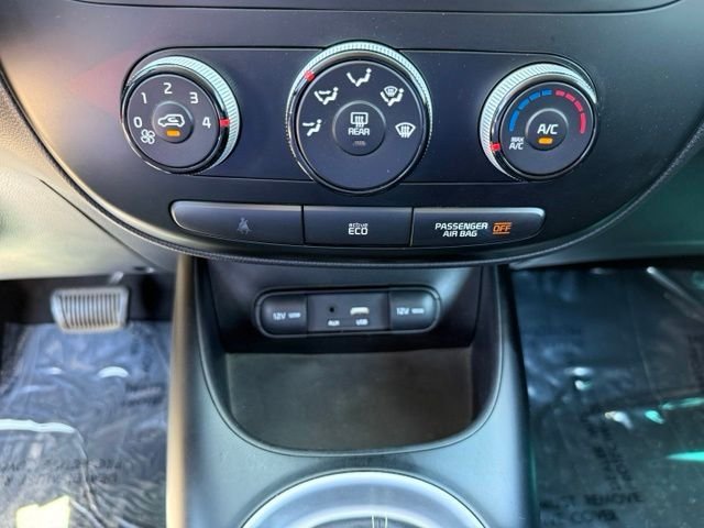 2016 Kia Soul + - Photo 22