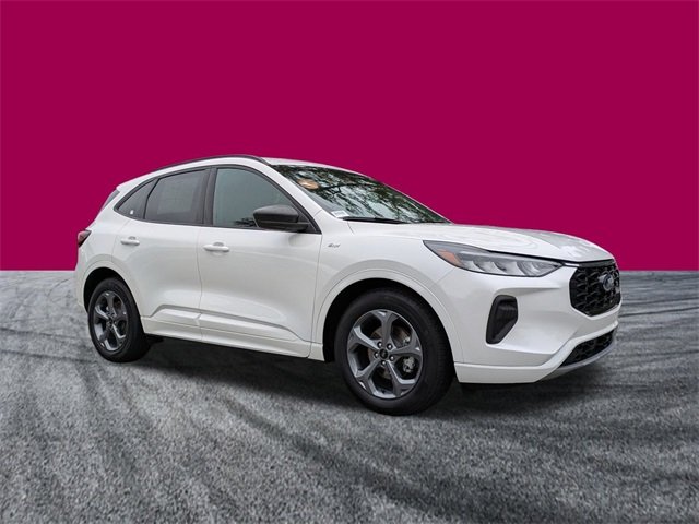 2024 Ford Escape ST-Line photo 2