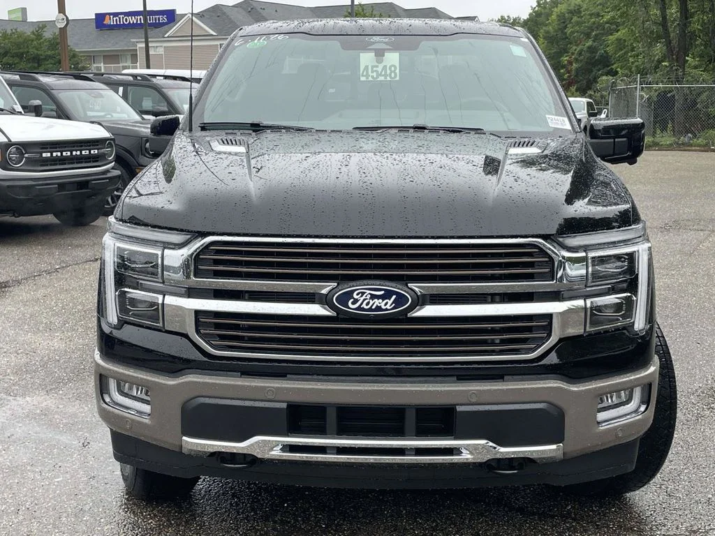 New 2026 Agate Black Metallic Ford King Ranch® image 8