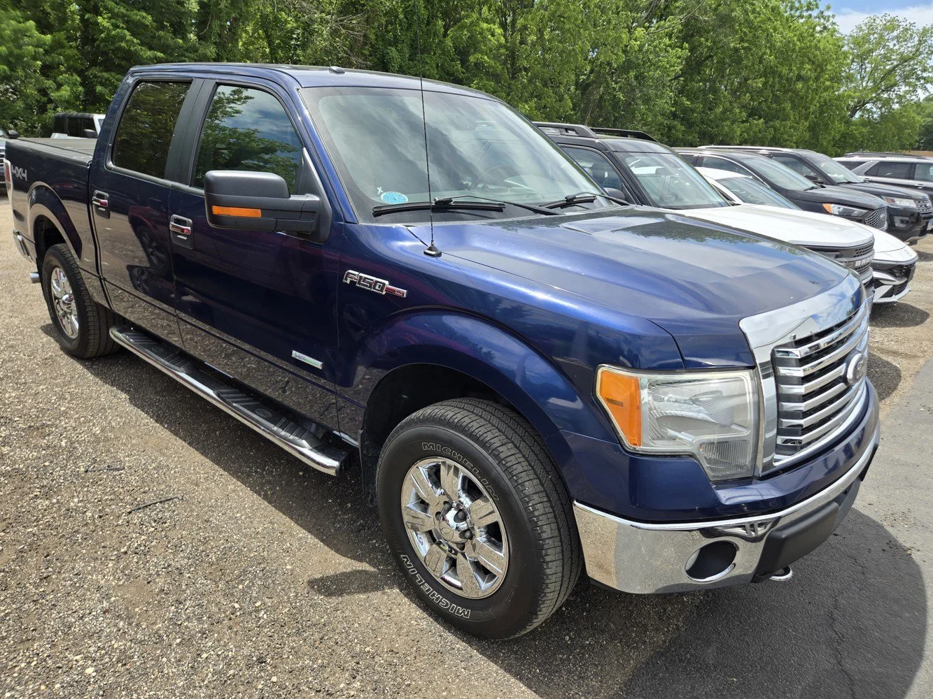 Used 2012 Blue Ford  image 1