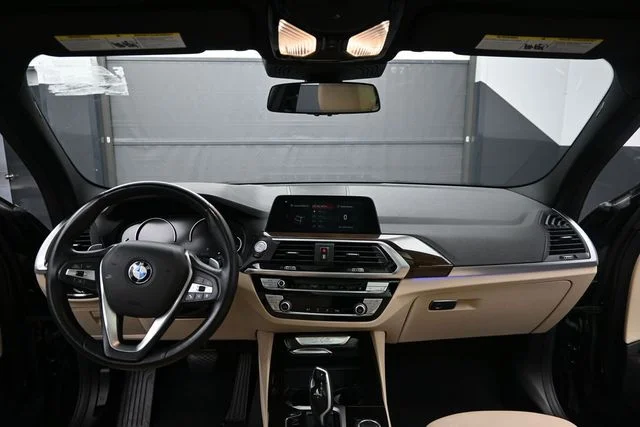 Used 2021 Black BMW sDrive30i image 15