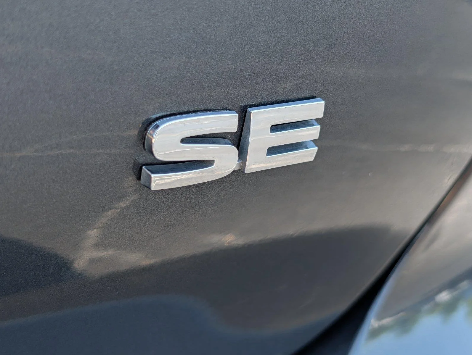 Used 2024 Alloy Silver Metallic Mitsubishi SE image 35