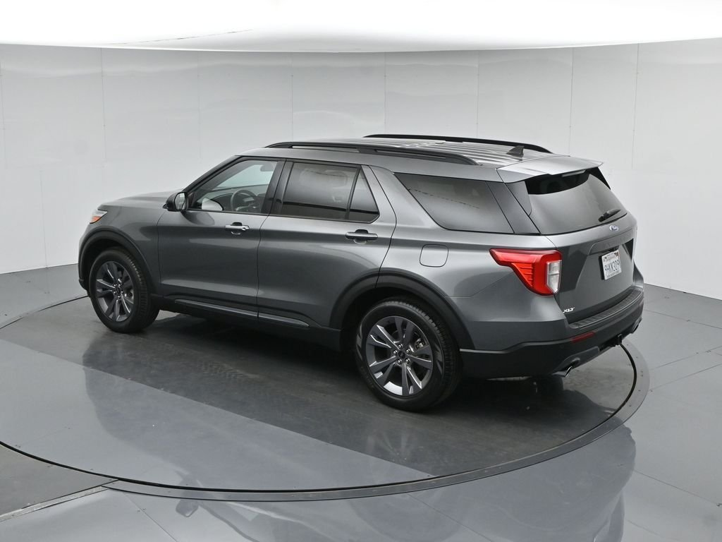 Used 2023 Gray Ford XLT image 45