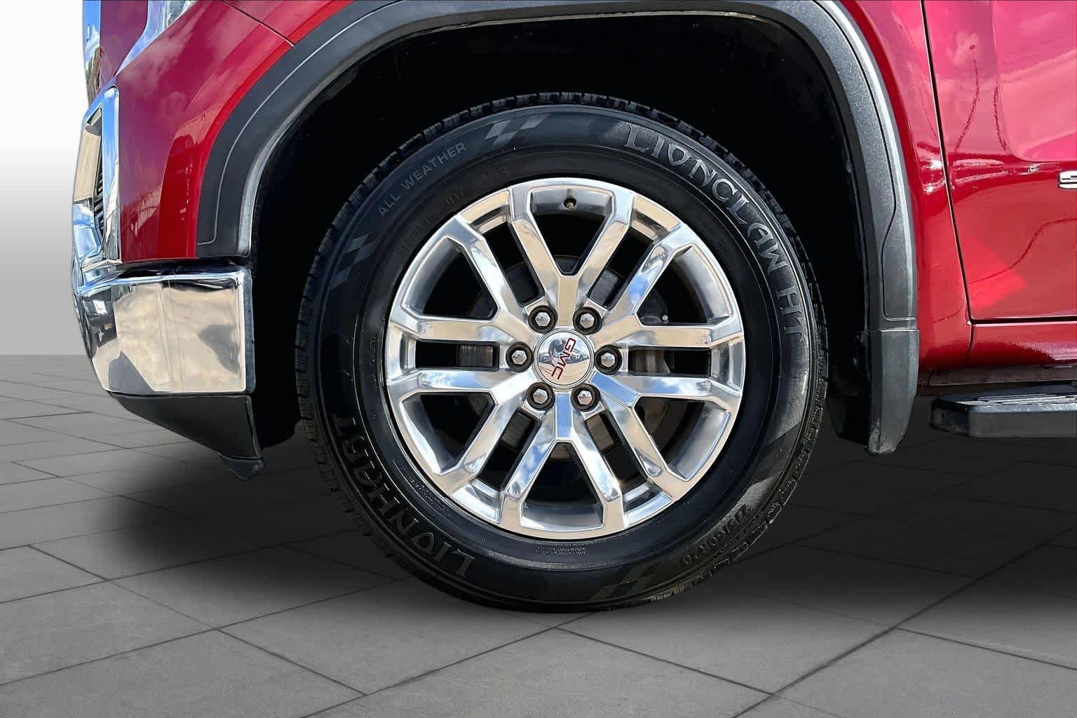 Used 2020 RED QUARTZ TINTCOAT GMC SLT image 10