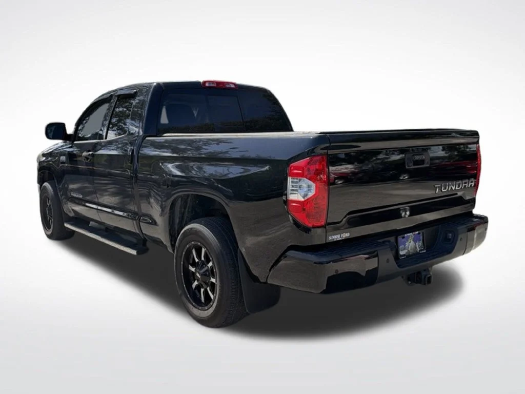Used 2021 Black Toyota SR5 image 6