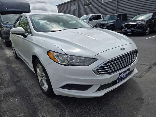 2018 Ford Fusion SE FWD's photo