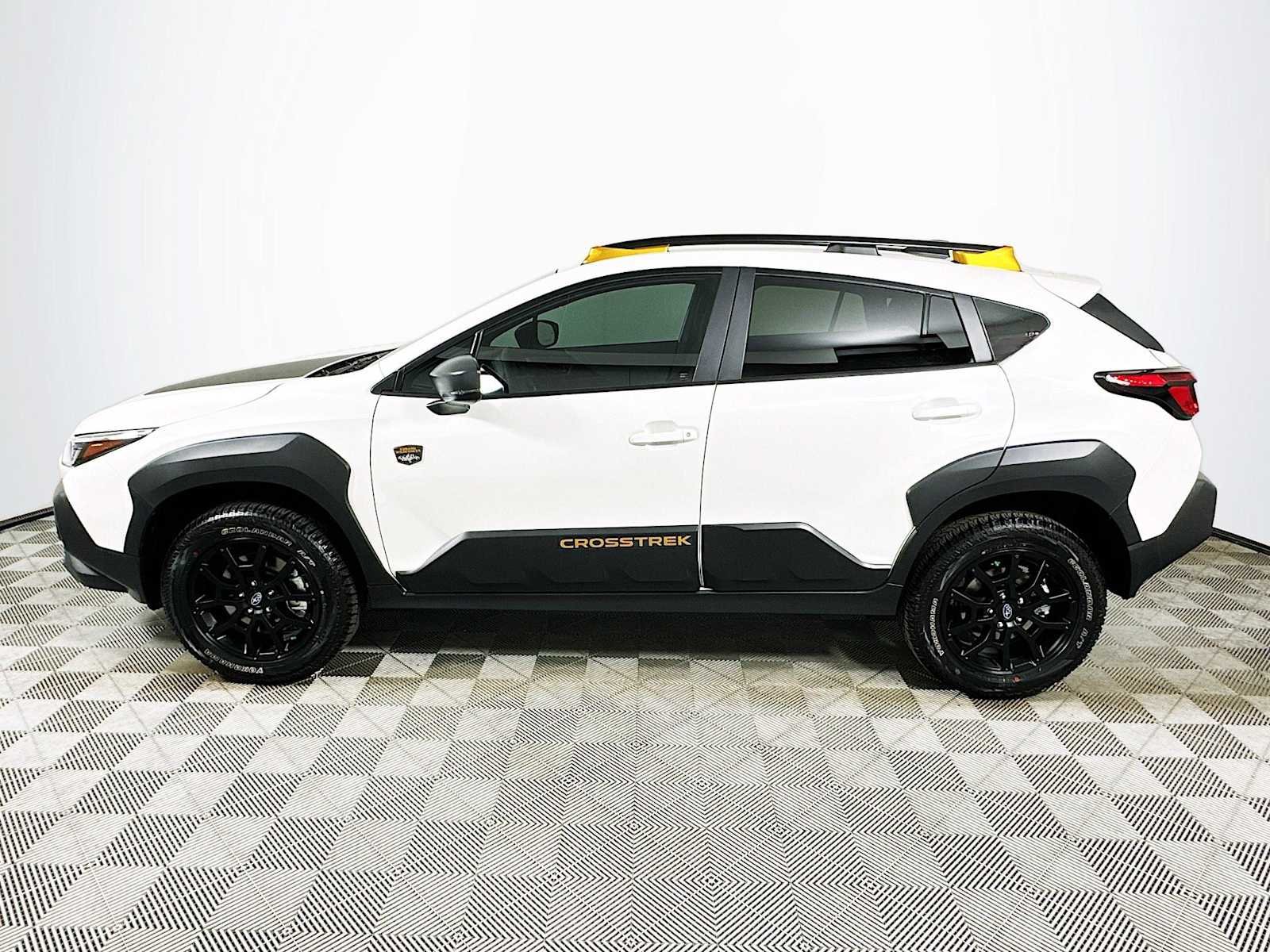 New 2026 CRYSTAL WHITE PEARL Subaru Wilderness image 4