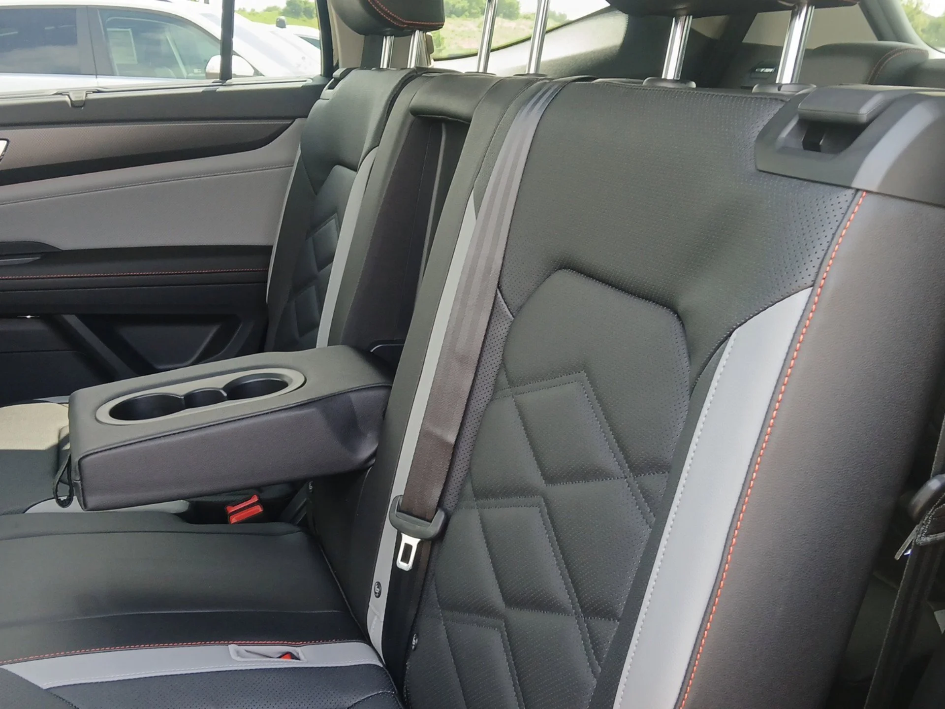 New 2026 Deep Black Pearl Volkswagen 2.0T Peak Edition image 22