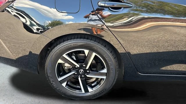 Used 2024  Nissan SV image 34