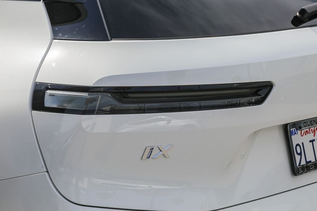 2025 BMW iX 50 - Photo 7
